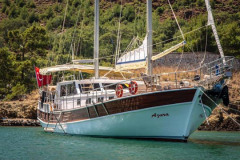 rent-a-boat-in-gocek-azura-10
