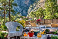 rent-a-forest-villa-with-pool-gocek-23