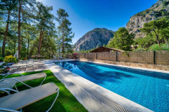 rent-a-forest-villa-with-pool-gocek-24