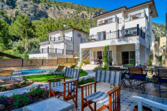 rent-a-forest-villa-with-pool-gocek-25