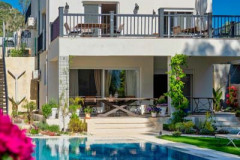 rent-a-forest-villa-with-pool-gocek-28