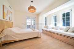 Canal Villa for Sale in Portville