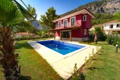 fethiye-göcekte-tripleks-havuzlu-villa-fiyat