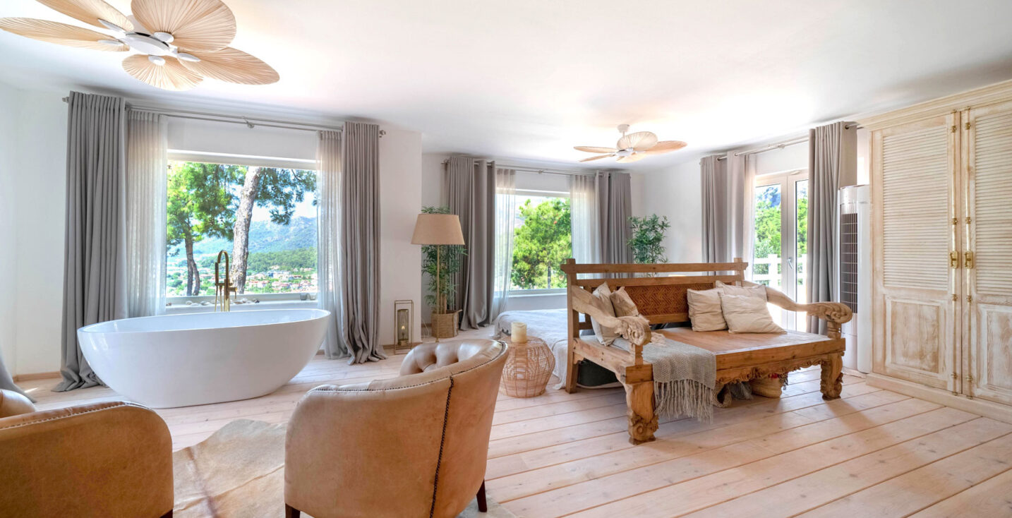 Göcek Deniz Manzarali ve Ozel Havuzlu Kiralik Villa