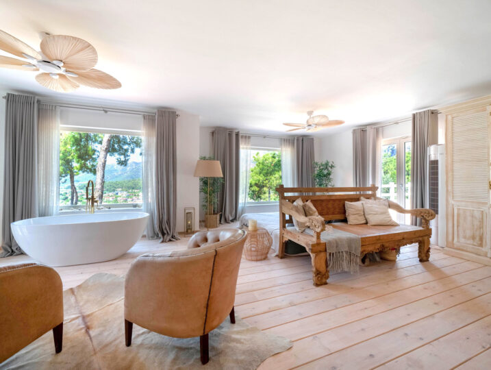 Göcek Deniz Manzarali ve Ozel Havuzlu Kiralik Villa